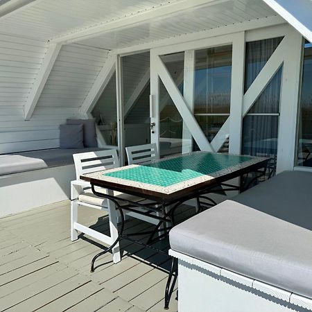 Seehuette Neusiedlersee - Strandhaus, Elektroboot Inklusive 拉斯特 外观 照片