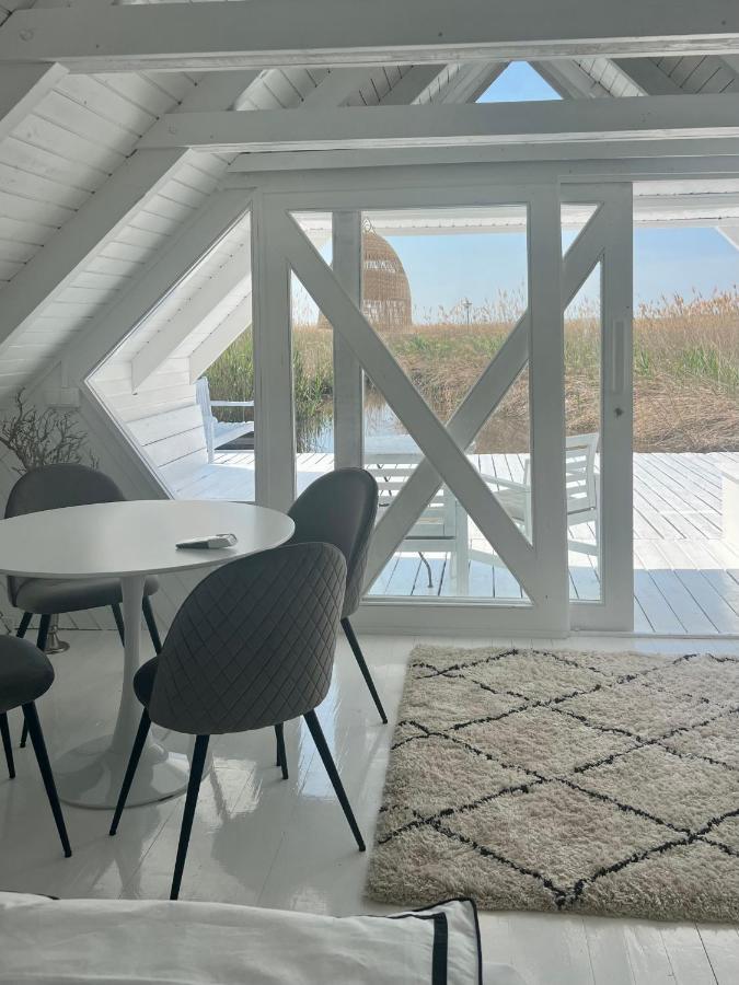 Seehuette Neusiedlersee - Strandhaus, Elektroboot Inklusive 拉斯特 外观 照片