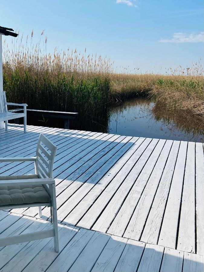 Seehuette Neusiedlersee - Strandhaus, Elektroboot Inklusive 拉斯特 外观 照片