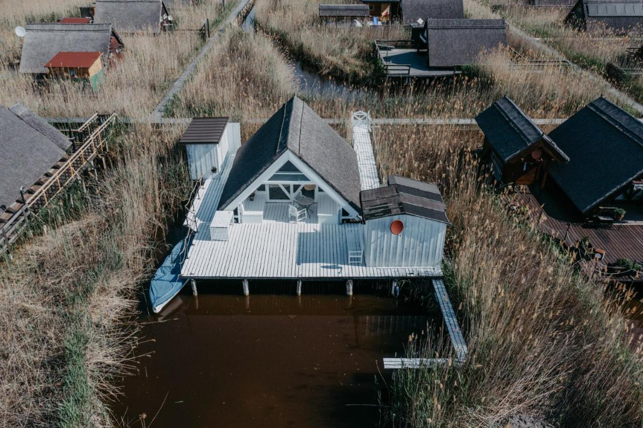 Seehuette Neusiedlersee - Strandhaus, Elektroboot Inklusive 拉斯特 外观 照片