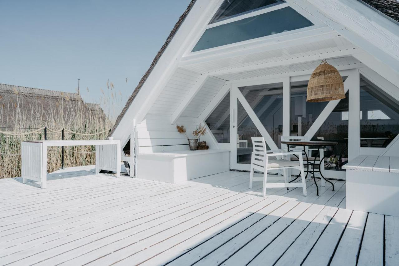 Seehuette Neusiedlersee - Strandhaus, Elektroboot Inklusive 拉斯特 外观 照片