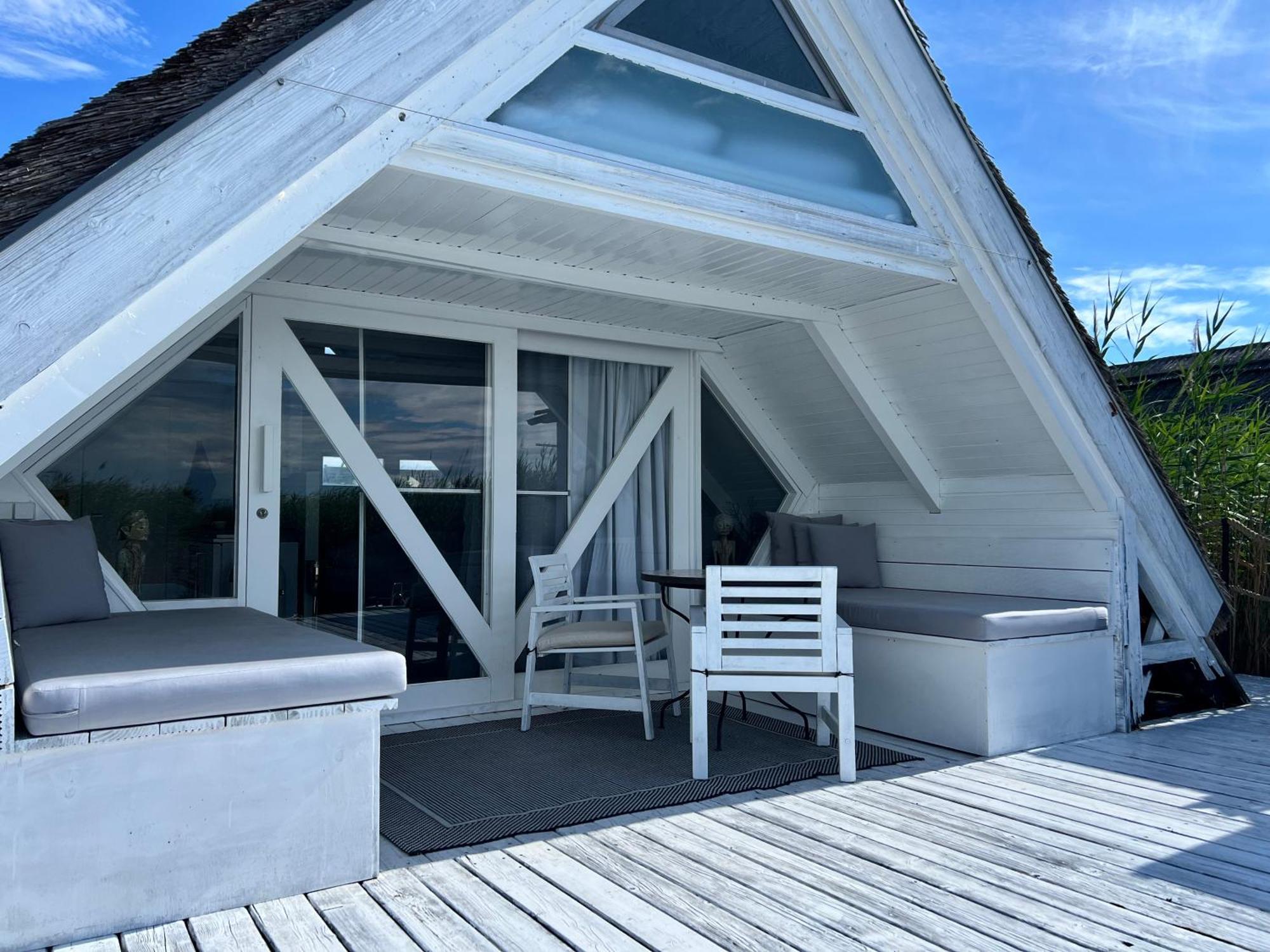 Seehuette Neusiedlersee - Strandhaus, Elektroboot Inklusive 拉斯特 外观 照片