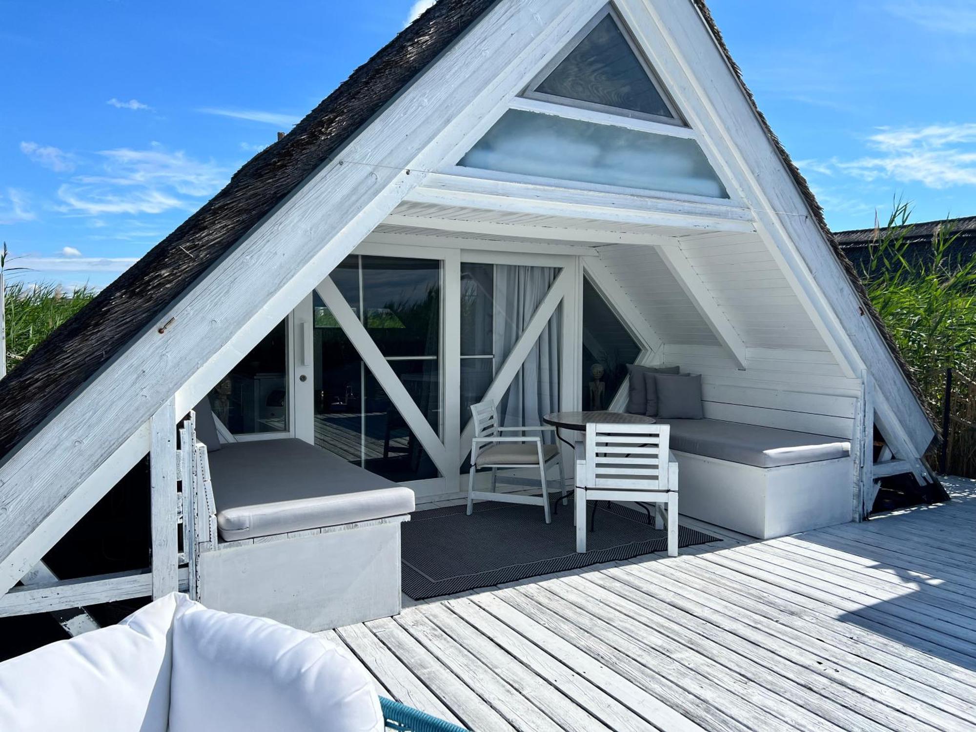Seehuette Neusiedlersee - Strandhaus, Elektroboot Inklusive 拉斯特 外观 照片
