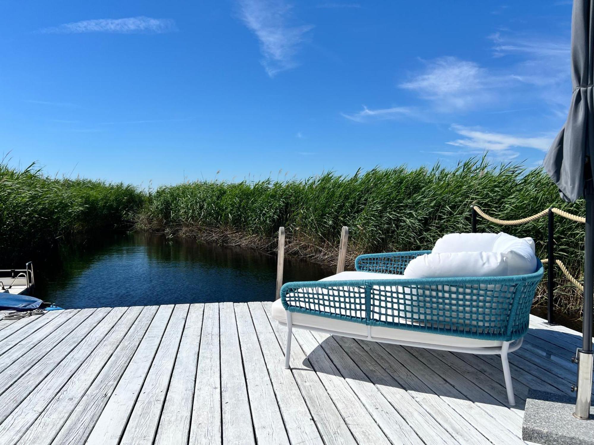 Seehuette Neusiedlersee - Strandhaus, Elektroboot Inklusive 拉斯特 外观 照片