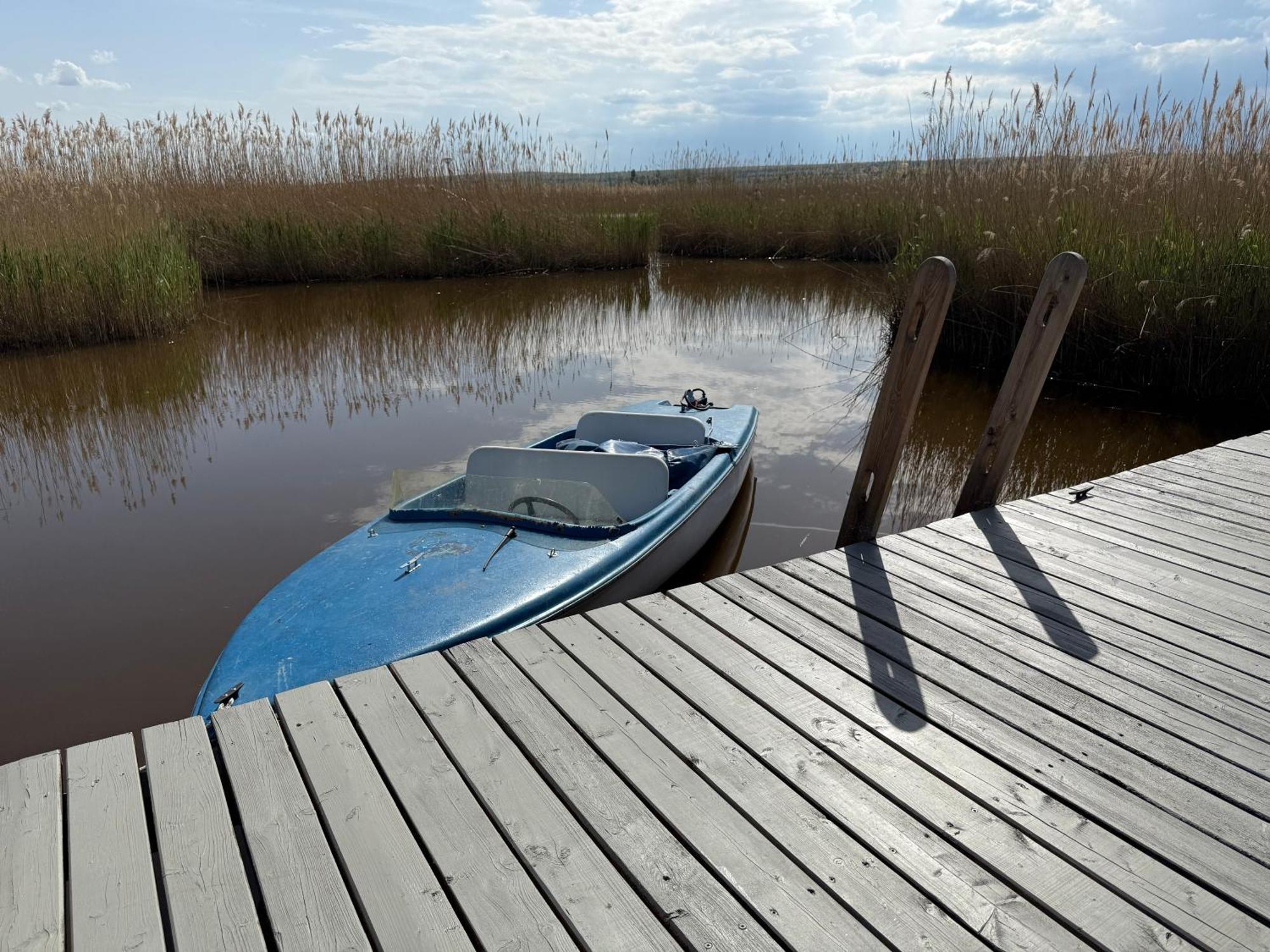 Seehuette Neusiedlersee - Strandhaus, Elektroboot Inklusive 拉斯特 外观 照片